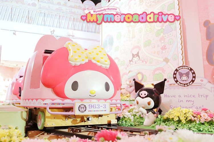 Salah satu atraksi di Sanrio Puroland. 