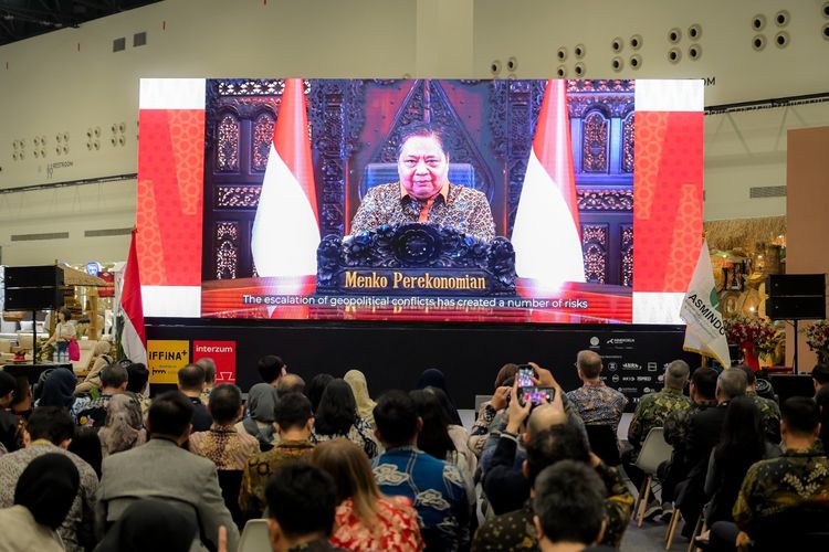 Menko Airlangga Dorong Industri Furnitur Perluas Pasar dan Perkuat Daya Saing Global