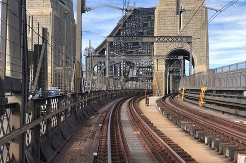 Ada Pemeliharaan, Kereta Api Tak Melintas di Sydney Harbour Bridge 10 Hari