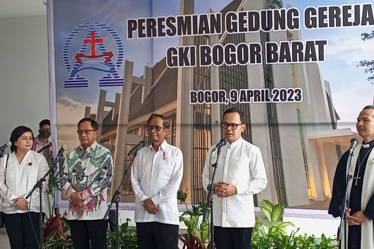 Wali Kota Bogor Bima Arya saat meresmikan GKI Yasmin, Minggu (9/4/2023).