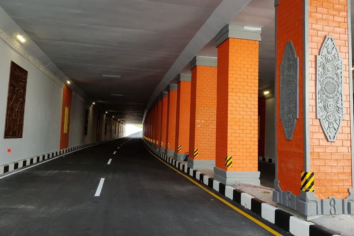 Underpass Simpang Tugu Ngurah Rai di Bali.