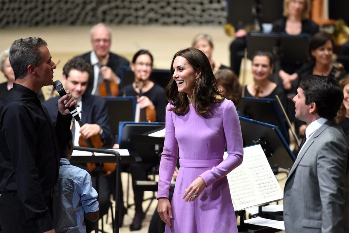 Kate Middleton bersama orkestra Hamburg di 2017.