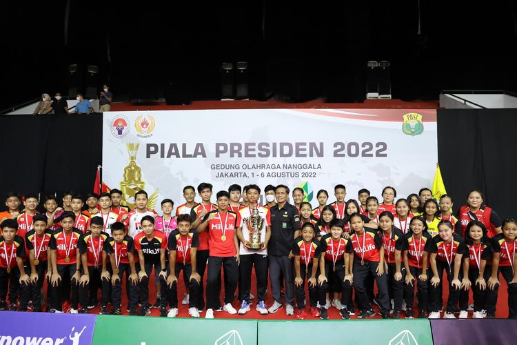 Kontingen Jawa Tengah menjadi juara umum kejuaraan bulu tangkis bertajuk Piala Presiden 2022.