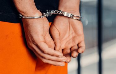 Izin Shalat Jumat Saat akan Diperiksa, Polisi Buru Kades di Mamuju  Tersangka Korupsi