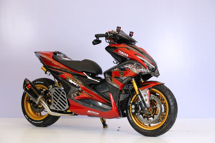 Yamaha Aerox pemenang kategori master di CustoMAXI 2020