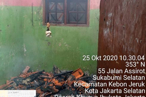 Pabrik Konfeksi di Kebon Jeruk Terbakar, Diduga akibat Hubungan Pendek Arus Listrik