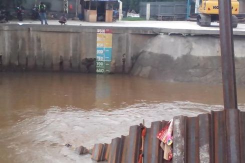 Cerita Penjaga Pintu Air Manggarai Dimarahi Ibu-ibu Kala Banjir 