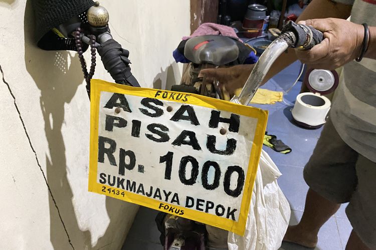 Dari Buruh Pabrik Jadi Pengasah Pisau, Jalan Panjang Marno Menjemput Rezeki
