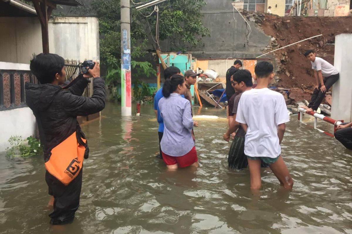 Banjir di Tirta Mandala, RW 18, Sukamaju, Cilodong, Depok, Rabu (20/2/2019).