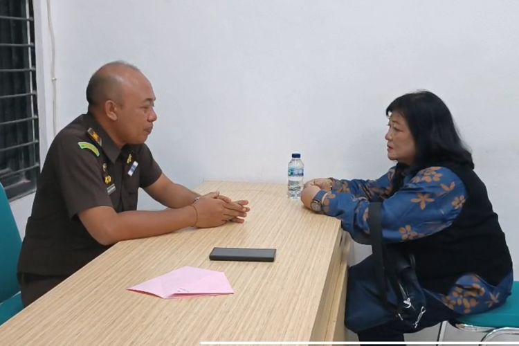 Buron 14 Tahun, Terpidana Penipuan Ditangkap Saat Makan Siang di Surabaya