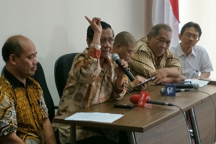 Anggota Dewan Pengarah BPIP Mahfud MD ketika ditemui di Kantor BPIP, Jakarta, Kamis (31/5/2018). 