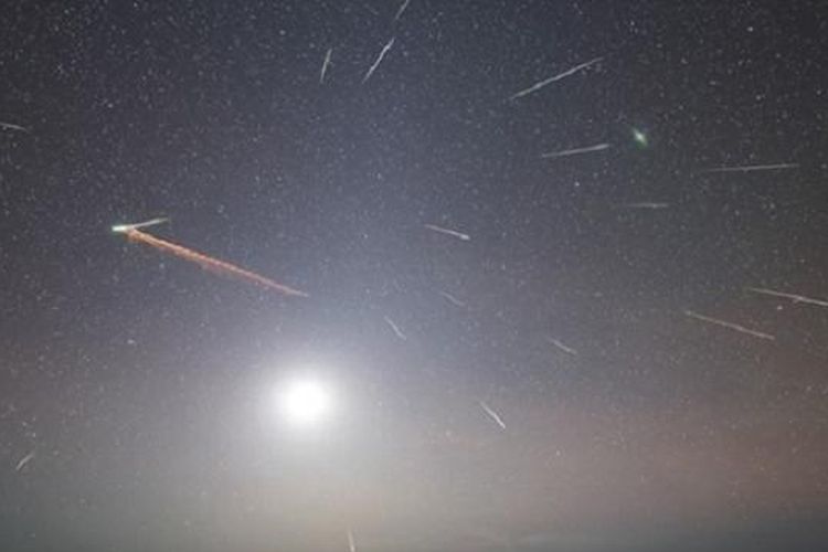Kapan Hujan Meteor Eta Aquarids Terlihat di Indonesia? Ini Jadwalnya