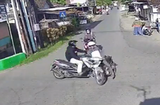 Video Tabrakan Motor di Persimpangan Tanpa Lampu Lalu Lintas