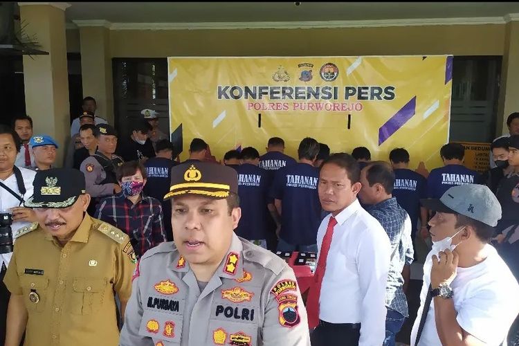 Dok Polres Purworejo: Kapolres Purworejo memberikan keterangan saat konferensi pers di Mapolres Purworejo pada Senin (6/3/2023)