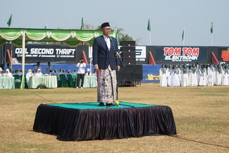 Peringati Hari Santri, Pemkab Batang Tingkatkan Kesejahteraan Asatidz dan Siapkan Santri Hadapi Teknologi