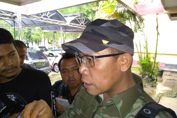 Anggota Komisi 3 DPR RI, Masinton Pasaribu di Polda Sumut, Rabu sore tadi mengatakan tidak meminta BNN dibubarkan melainkan justru mendukungnya jika badan yang menjadio leading sector pemberantasan narkoba itu memiliki greget dalam pemberantasan narkoba di tanah air.