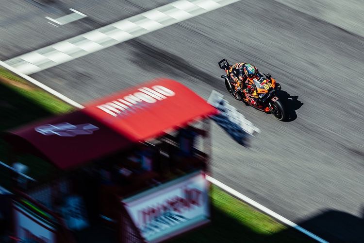 Brad Binder saat berlaga pada MotoGP Italia 2023