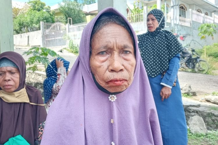 Foto: Sofia Harun (70) warga Kelurahan Tetandara, Kecamatan Ende Selatan, Kabupaten Ende, NTT yang luput dari perhatian Presiden Jokowi.