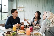 Tips Menekan Risiko Terinfeksi Omicron Saat Makan di Restoran