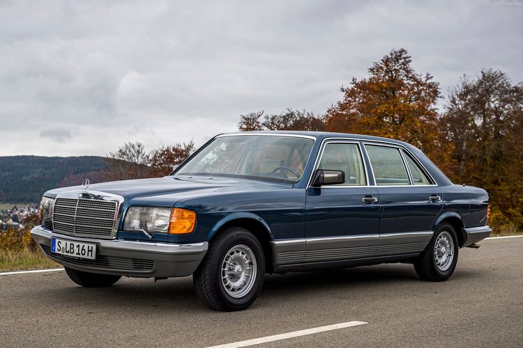 Mercedes-Benz 500 SEL (W126)