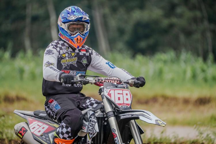 Tim motocross OneSixEight Racing Team terus mempersiapkan diri untuk menghadapi Kejuaraan Dunia Motocross 2020 atau yang dikenal dengan MXGP. 