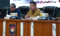 Sekjen Kemendagri Minta Pemda Perkuat Pengendalian Harga Pangan