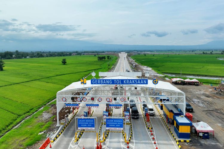 Gerbang Tol Kraksaan.