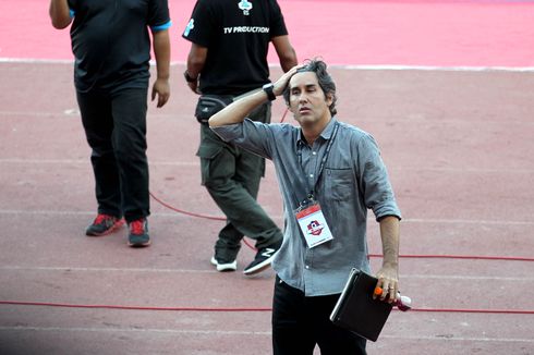 Stefano Cugurra Soal Persipura Mundur dari Piala Menpora: Sepak Bola Indonesia Butuh Mereka
