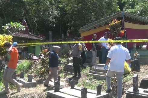 Makam Bayi yang Meninggal Usai Imunisasi di Trenggalek Dibongkar untuk Proses Otopsi