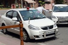 India Larang Pejabat Pakai Lampu Rotator Merah untuk Lewati Kemacetan