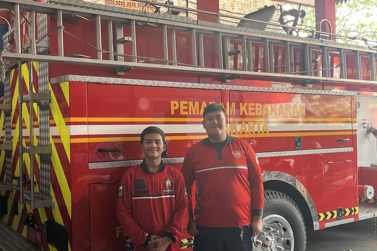 Cerita Relawan Damkar: Keliling Pantau Kompor hingga Instalasi Listrik Warga demi Cegah Kebakaran