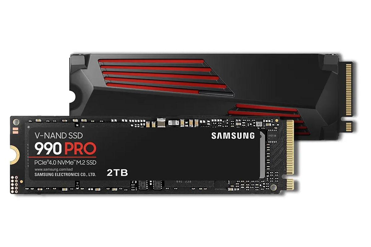 Ilustrasi SSD Samsung 990 Pro dengan dan tanpa heatsink