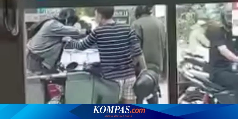 Kurir Paket di Bekasi Dianiaya Saat Antar COD, Minta Uang Rp30 Ribu Malah Disabet Pedang