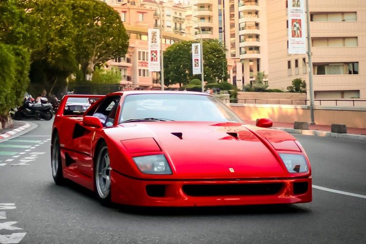 Ferrari F40 1987