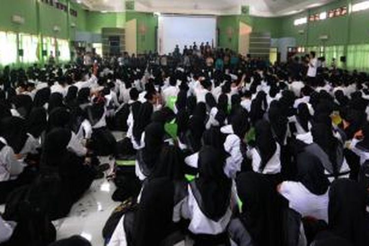 Panitia Orientasi Pengenalan Akademik (Opak) dan Kemahasiswa STAIN Pamekasan mengumumkan kepada mahasiswa baru, Kamis (15/8/2013) bahwa kegiatan Opak dibubarkan. 