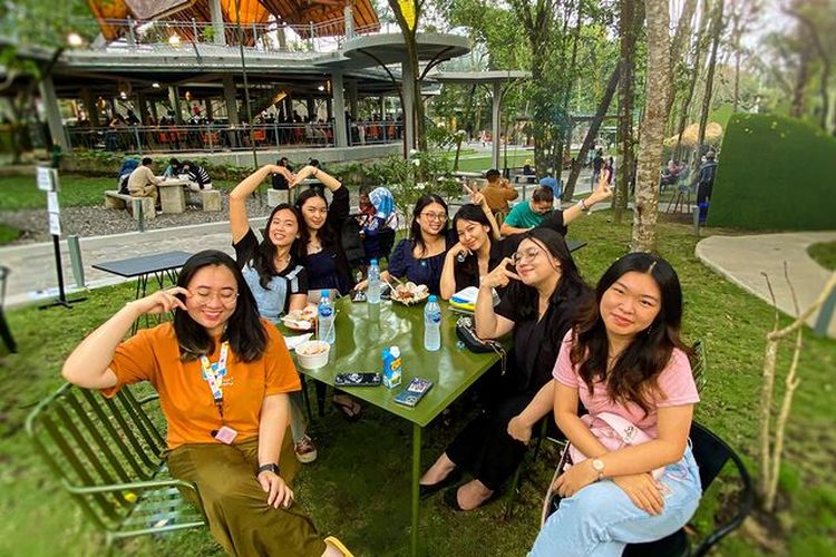 Spot foto di HeHa Forest, wisata baru di Yogyakarta yang menawarkan sensasi berada di tengah hutan dengan beragam spot foto Instagramble
