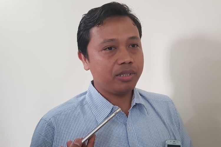 Manajer Riset Seknas Fitra Badiul Hadi saat ditemui di Kantor Formappi di kawasan Matraman, Jakarta Timur, Senin (4/11/2019).
