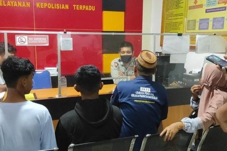 Keluarga korban penamparan oleh Kapolsek di Gorontalo melapor ke Polda. (Tribun Gorontalo)