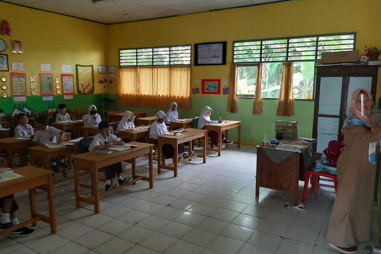 PTM jenjang SD dan SMP di Kota Serang dilaksanakan dengan kapasitas 50 persen dengan sistem shift