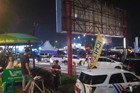 Rest Area Km 57 Tol Cikampek Dipadati Pemudik Jelang Maghrib, Dibatasi Waktu 30 Menit