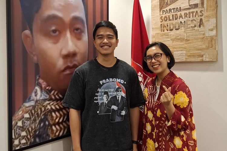 Ketua Umum Partai Solidaritas Indonesia (PSI) Kaesang Pengarep dan Ketua DPD Golkar Solo Sekar Tandjung.
