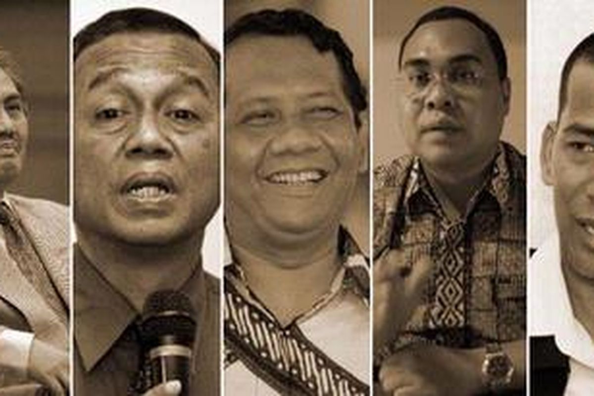Dari kiri ke kanan: Jimly Ashiddiqie, Busyro Muqodas, Mahfud MD, Hikmahanto Juwana, dan Saldi Isra. Kelima orang ini dicalonkan oleh Forum Rektor Indonesia, Rabu (9/6/2010), untuk menjadi pimpinan Komisi Pemberantasan Korupsi.