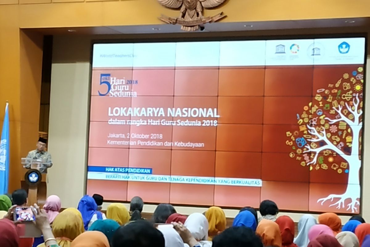 Menteri Pendidikan dan Kebudayaan Muhadjir Effendy saat memberi sambutan pada Lokakarya Nasional dalam Rangka Hari Guru Sedunia 2018, Selasa (2/10/2018), di Kementerian Pendidikan dan Kebudayaan, Jakarta.