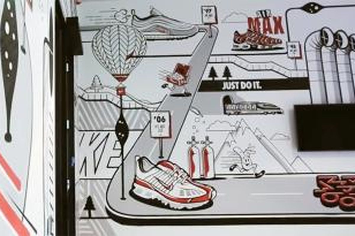 Mural bertema 'Revolusi dalam Gerakan' tersebut menggambarkan 27 tahun keberadaan Air Max. Semua tergambarkan, mulai seri Air Max 1 sampai Flyknit Air Max tahun 2014.