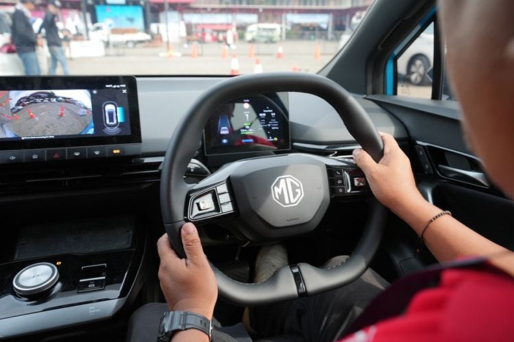 MG Motor Indonesia menghadirkan pengalaman berkendara yang dinamis bagi pengguna.