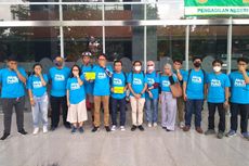 Sidang Perdana Gugatan Buruknya Udara, Aktivis Berkumpul Pakai Kaos Jakarta Vs Polusi