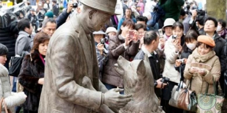 Patung Hachiko menemui Tuannya 