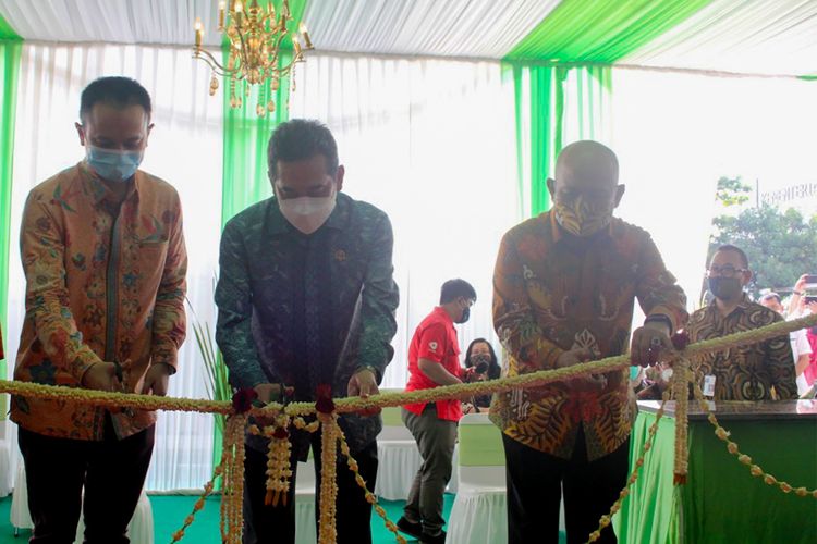 Menteri Perdagangan Agus Suparmanto saat meresmikan gedung baru Pusdiklat Perdagangan di Sawangan, Depok, Jawa Barat, Senin (31/8/2020).
