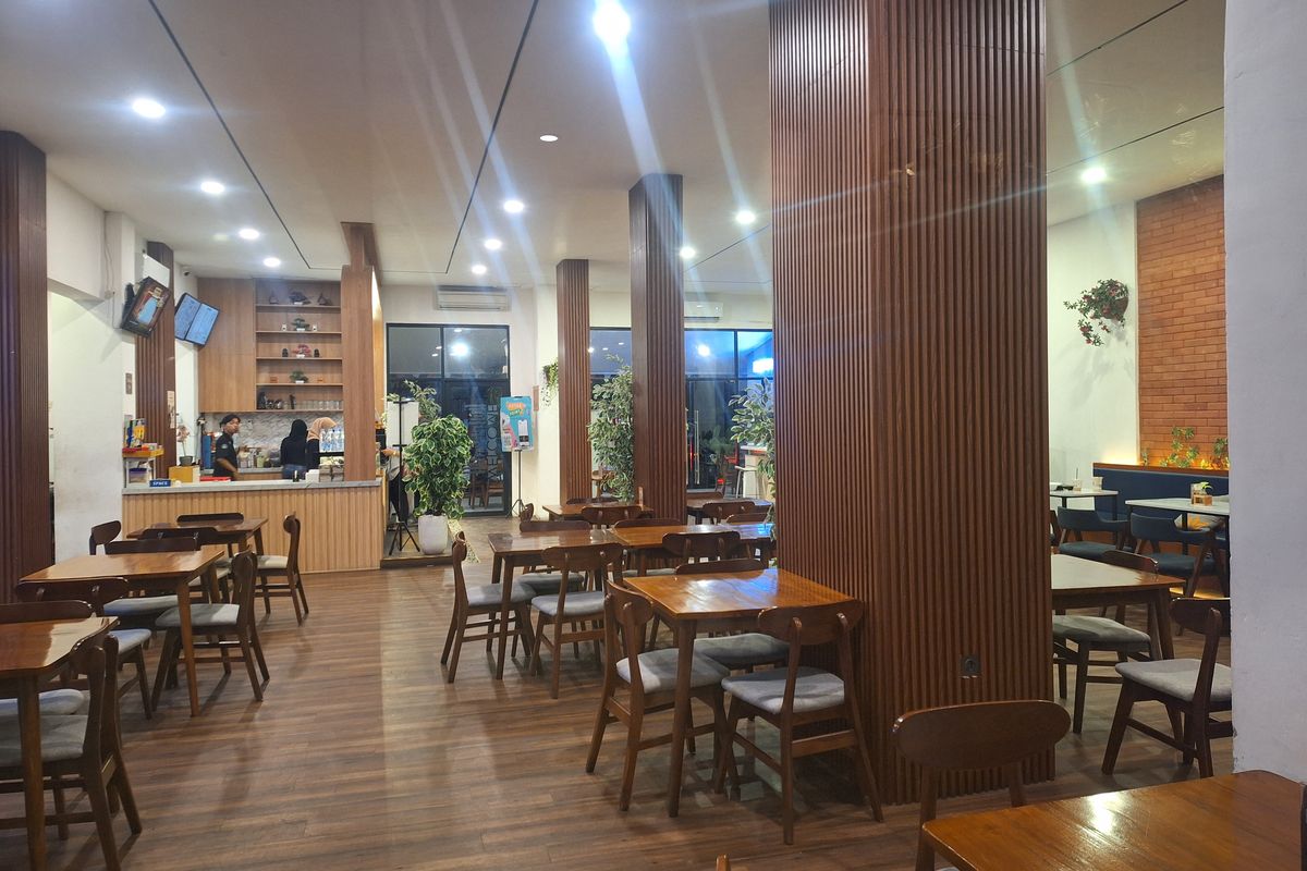 Sejumlah kafe di kawasan Tebet, Jakarta Selatan, tak lagi putar musik Indonesia karena takut kena royalti.