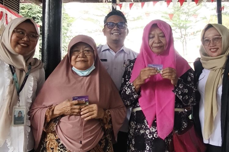 Bansos Jakarta Beralih ke DTSEN, Warga yang Terlewat Berharap Kembali Terdata